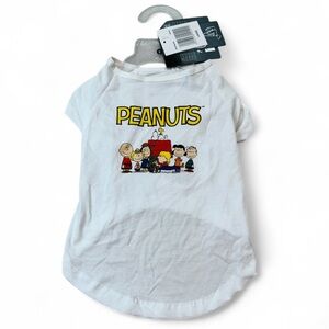 Peanuts Dog Shirt Size Large NWT Snoopy Charlie Brown Holiday Gift